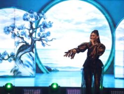 Tampil Energik, Novia Bachmid Bikin Meriah Indonesia Automotive Awards 2026