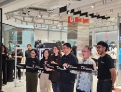Toko Aktivitasfisik Mutakhir Di Plaza Senayan Hadirkan Konsep Ritel Untuk Olahragawan