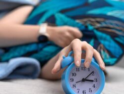 Lebih Nyenyak Mana, Tidur Ke Tempat Terang atau Gelap? Ini Kata Praktisi Medis Saraf